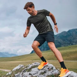 New GEYSER by ID Essential Herre Trænings t-shirt - Oliven