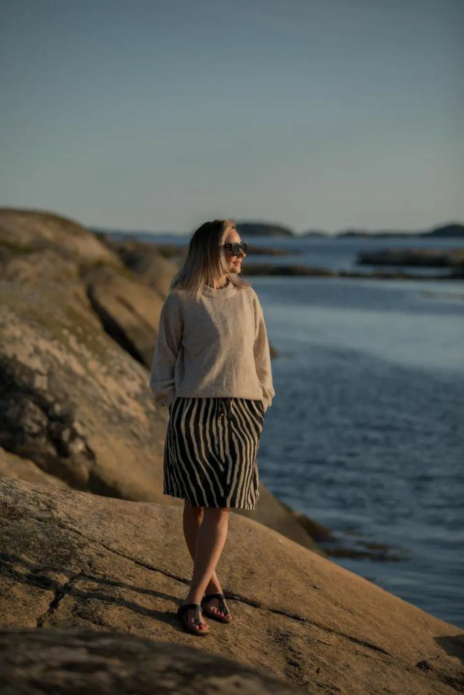 Best Kopenhaken Svelmø Dame Striktrøje - Dark Camel