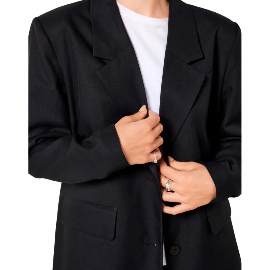 Online Noisy May Dame Blazer - Black