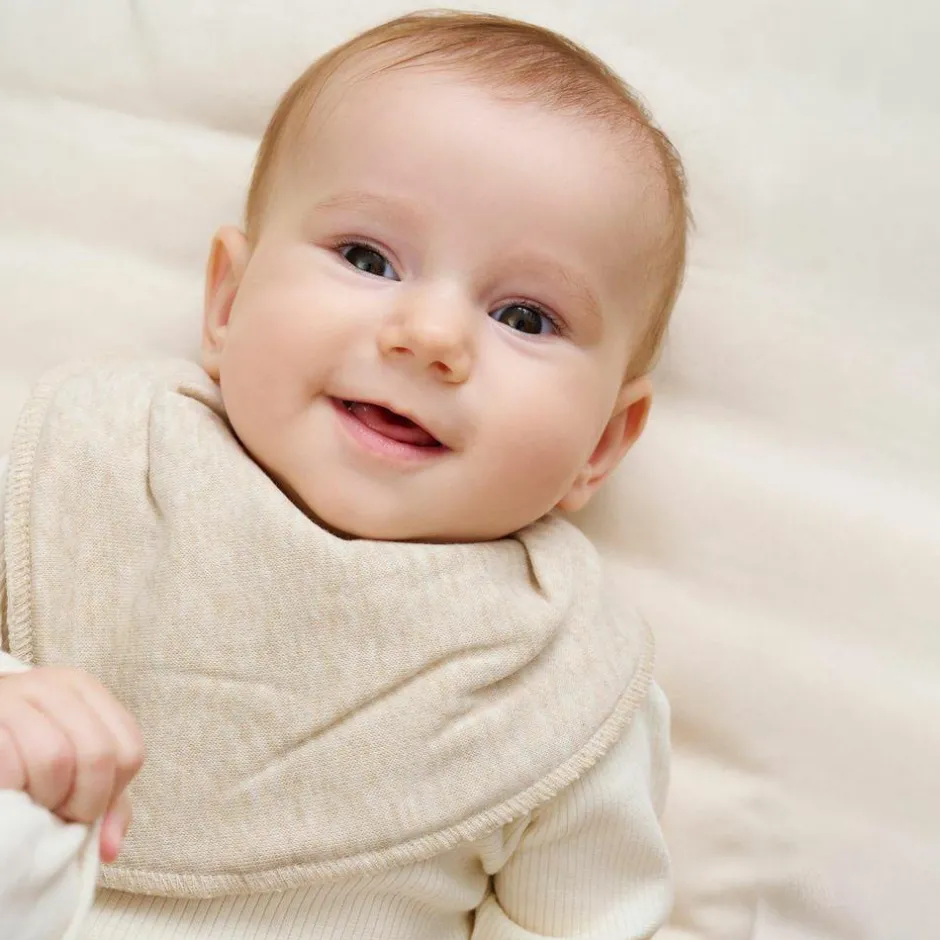 Clearance Pippi Baby Savlesmæk i økologisk bomuld - Offwhite